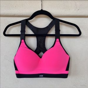 Victoria’s Secret VSX Incredible Sports Bra 32DD